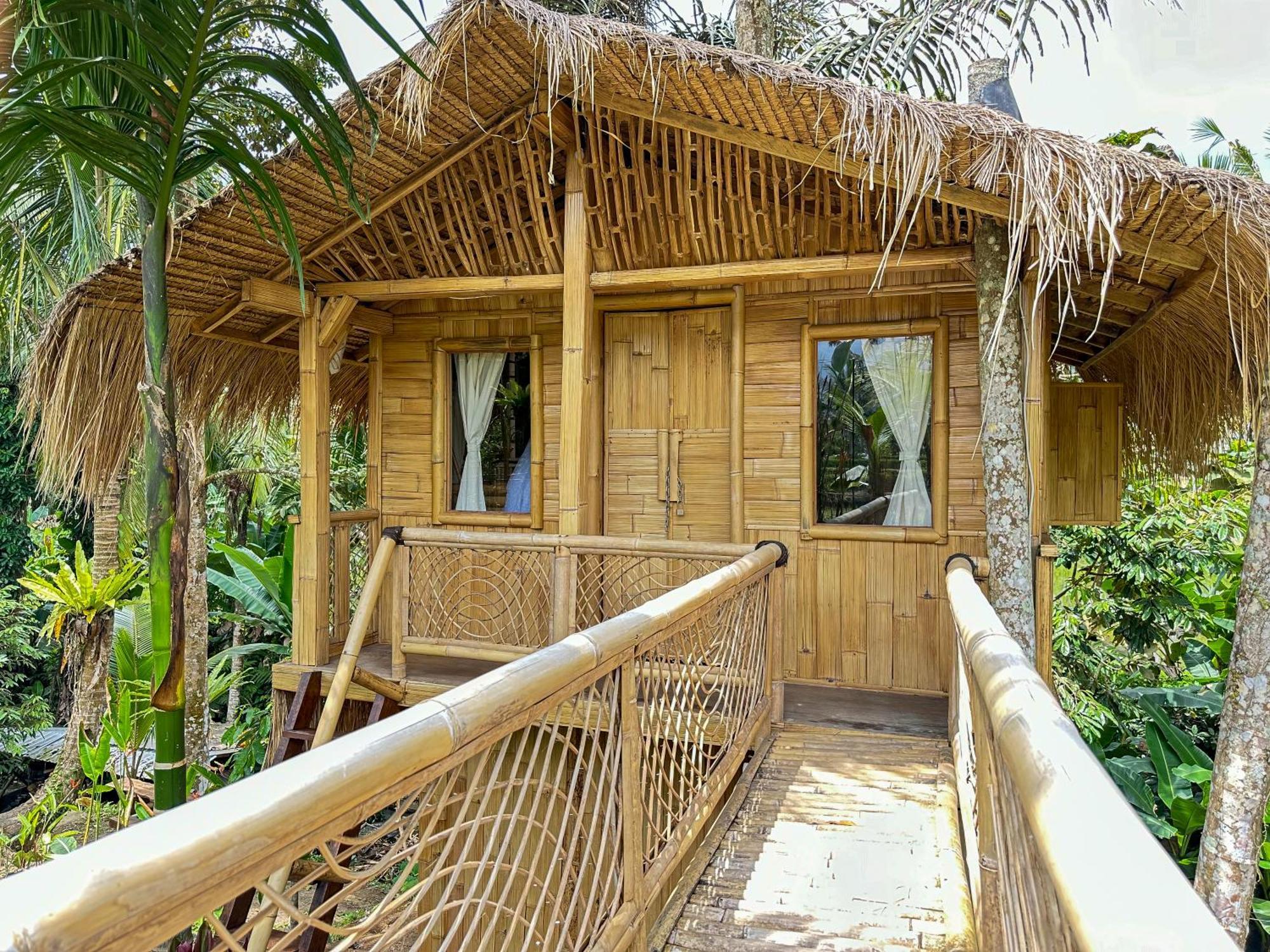 Kawig Bamboo House - Ricefield View, Eco Bamboo Home Tampaksiring Exterior photo